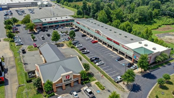 Jacksonville Plaza: 2050-2070 John Harden Drive, Jacksonville, AR 72076